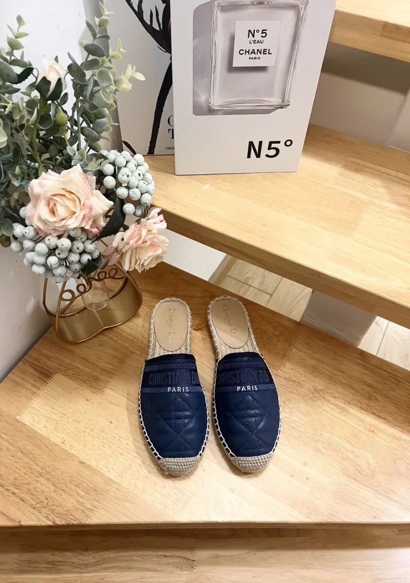 Neat Christian Dior Slippers 21914