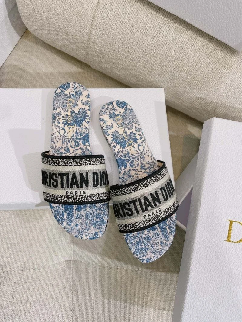 Refined Christian Dior Slippers 21900