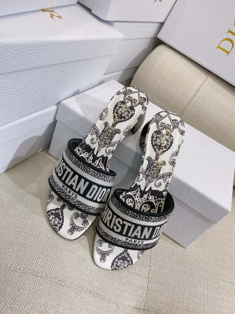 Compact Christian Dior Slippers 21869