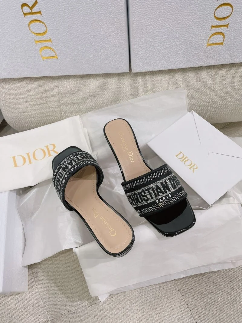 ModernLook Christian Dior Slippers 21854