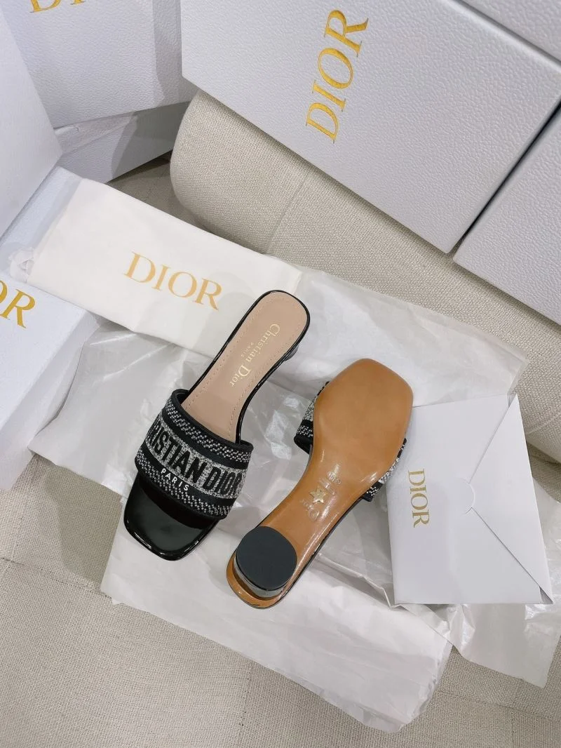 ModernLook Christian Dior Slippers 21854