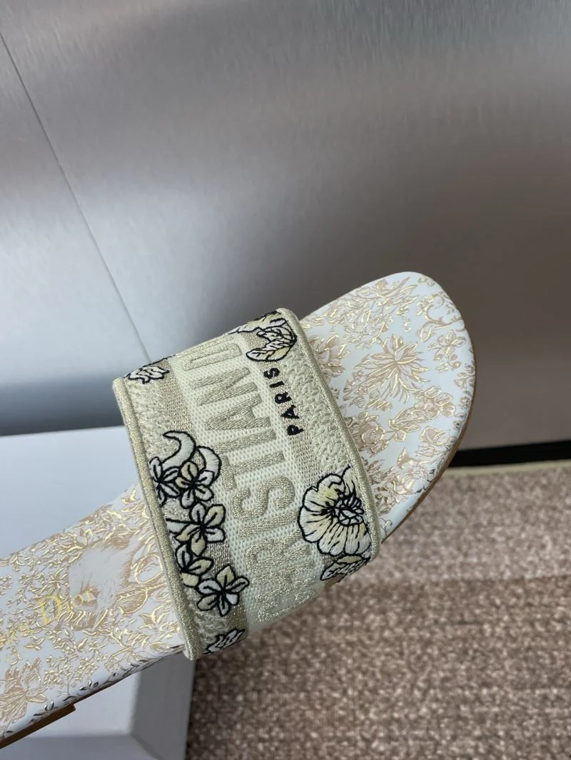 Christian Dior Slippers EasyCare 21801