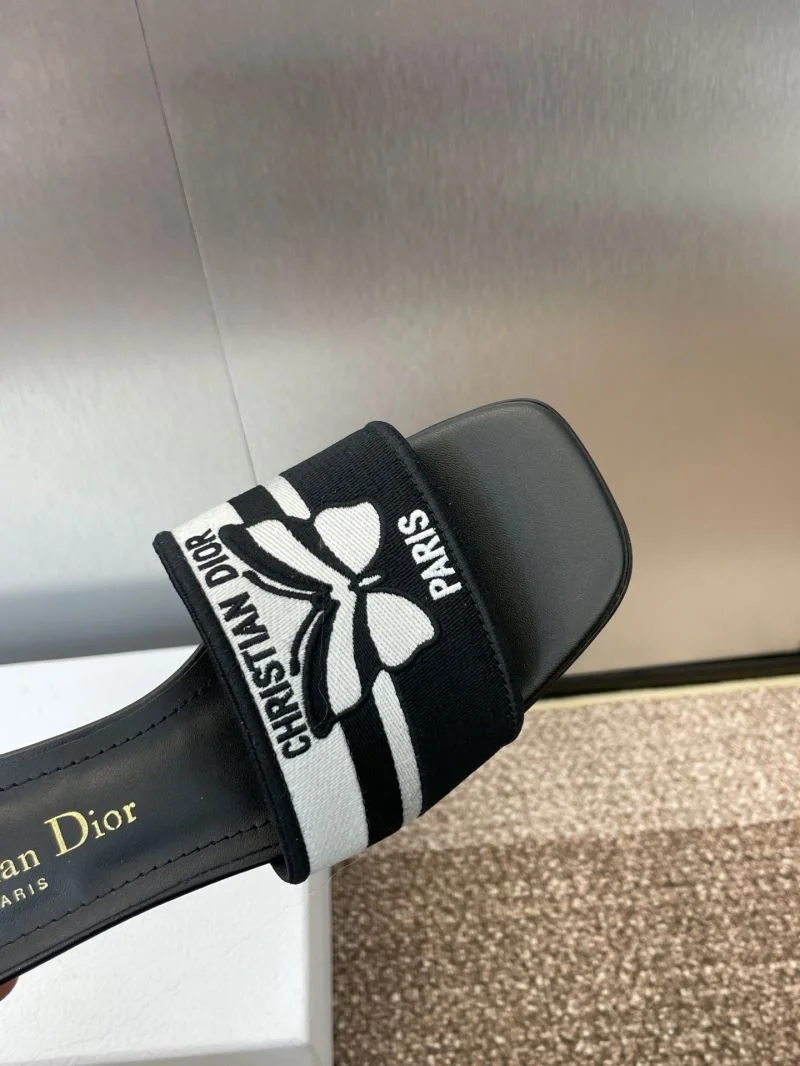 Christian Dior Slippers Unique 21794