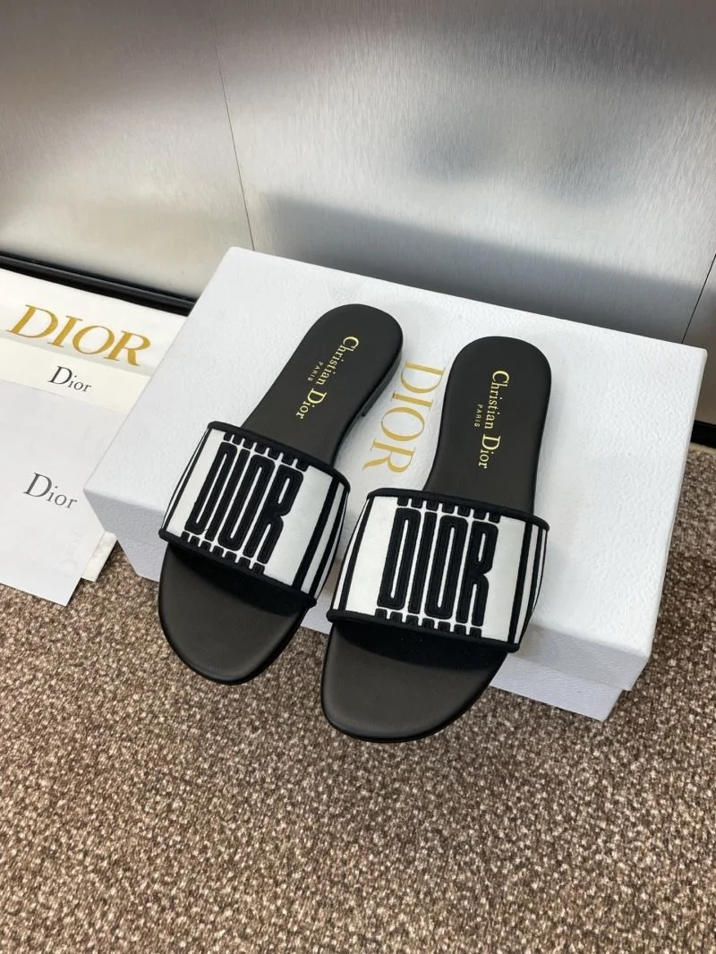 Supportive Christian Dior Slippers 21784