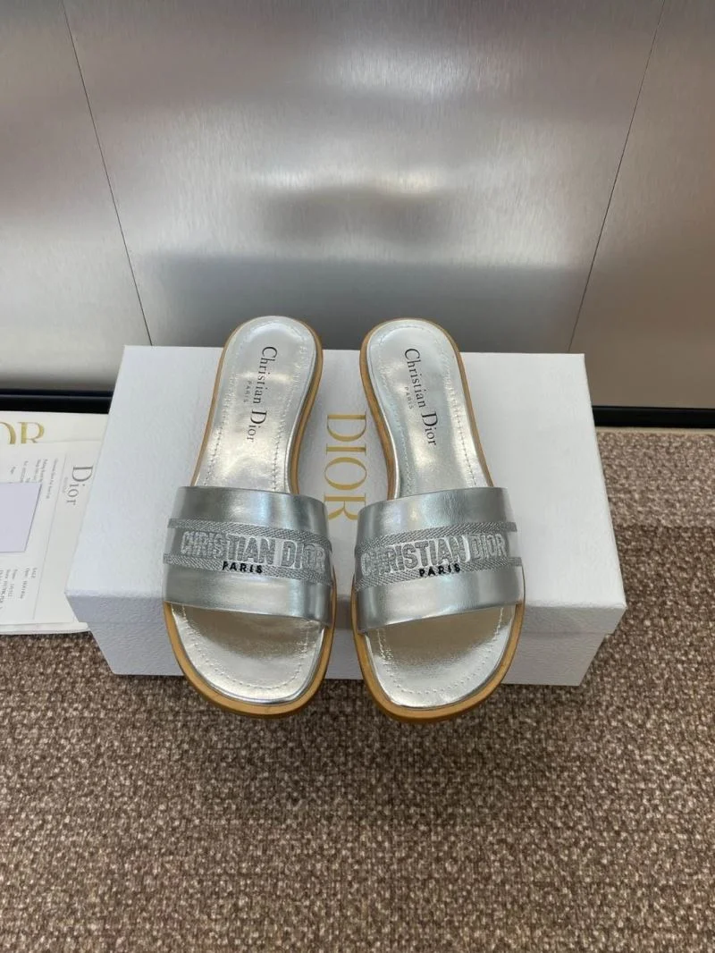 Supportive Christian Dior Slippers 21772