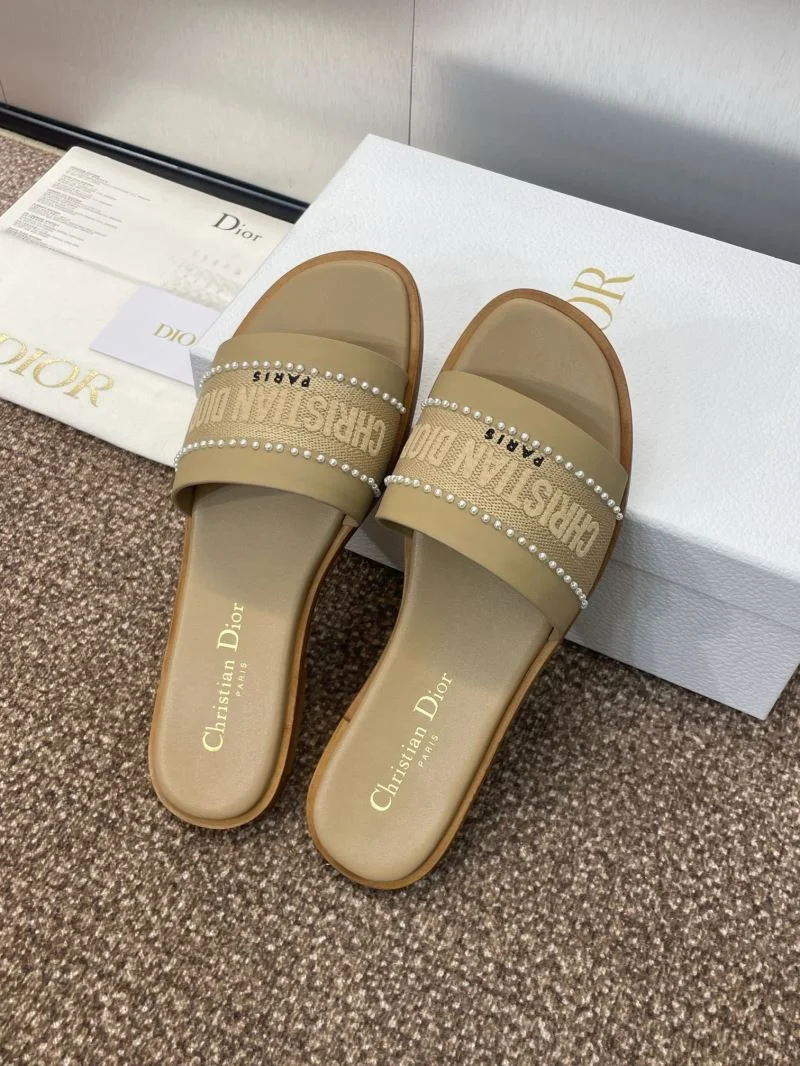 Reliable Christian Dior Slippers 21760