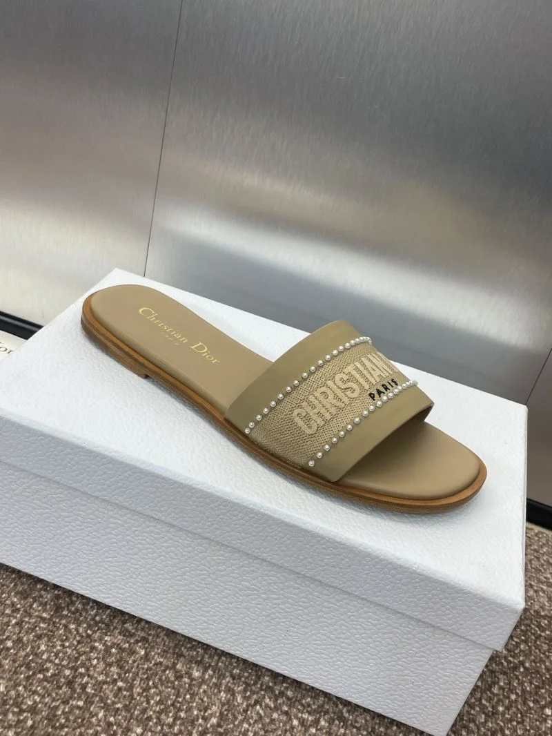 Reliable Christian Dior Slippers 21760