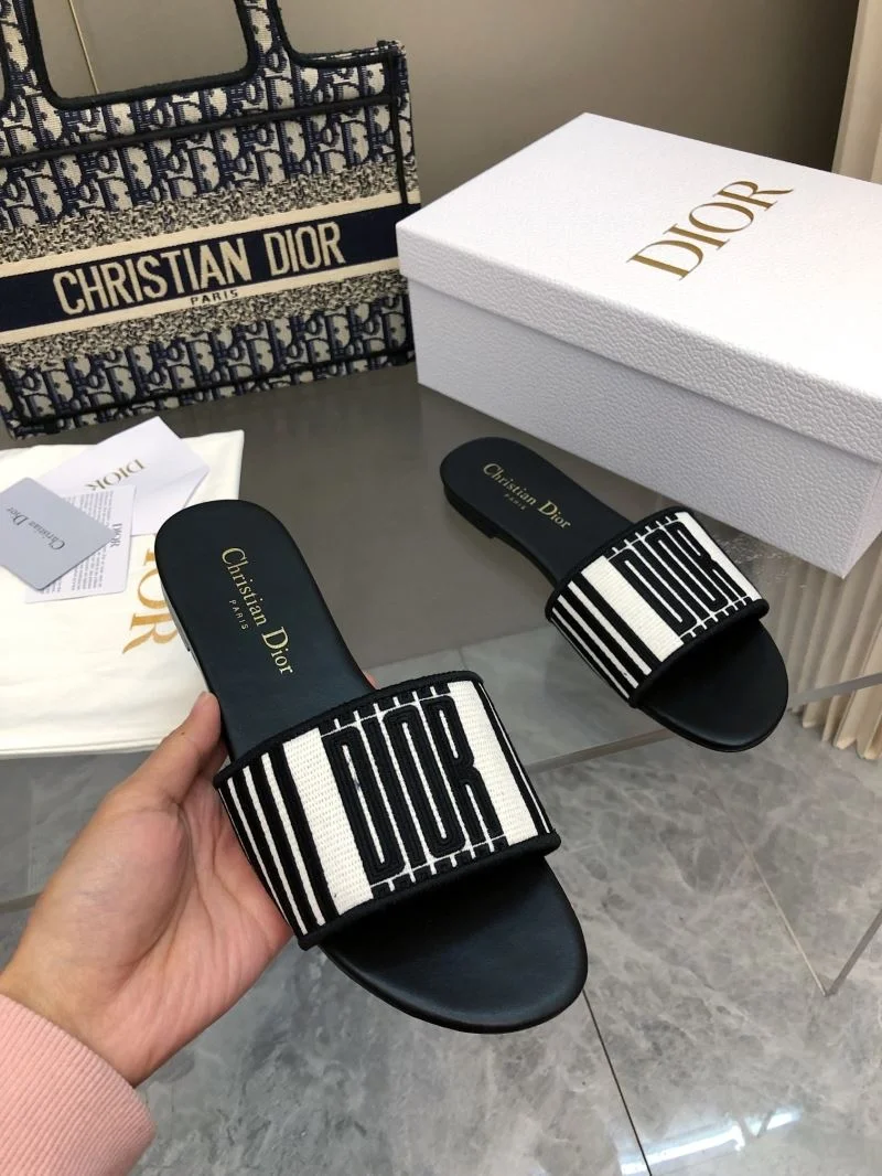 Resilient Christian Dior Slippers 21719