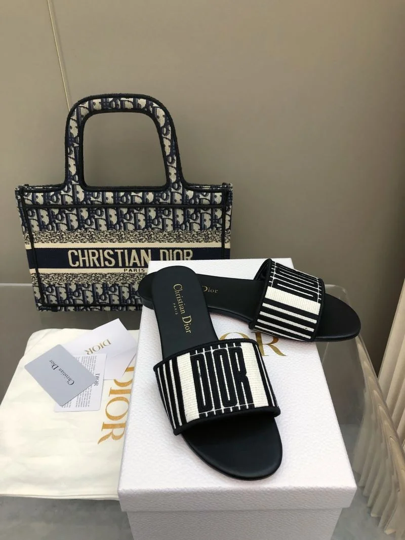 Resilient Christian Dior Slippers 21719