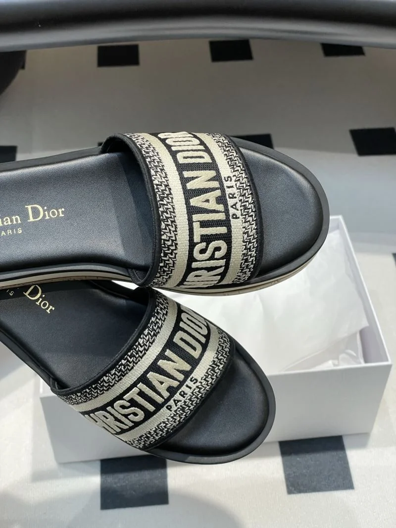 Durable Christian Dior Slippers 21698