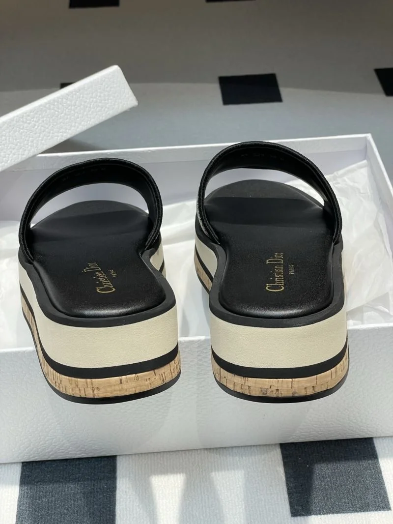 Durable Christian Dior Slippers 21698