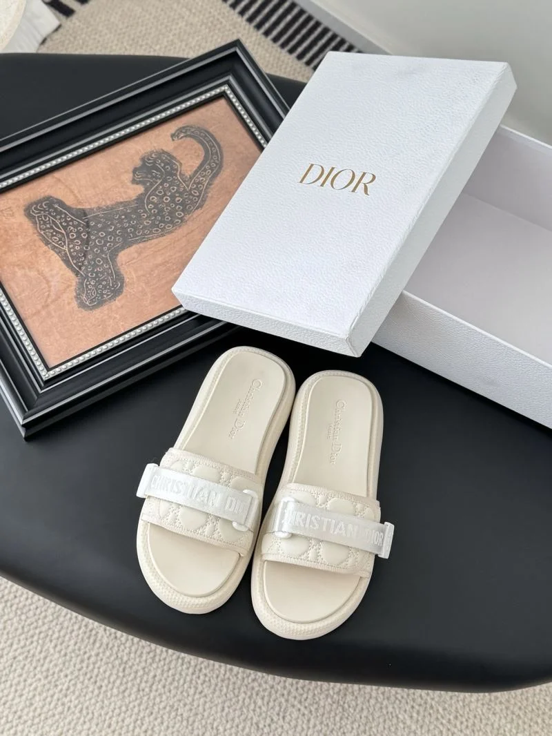 Bright Christian Dior Slippers 21434