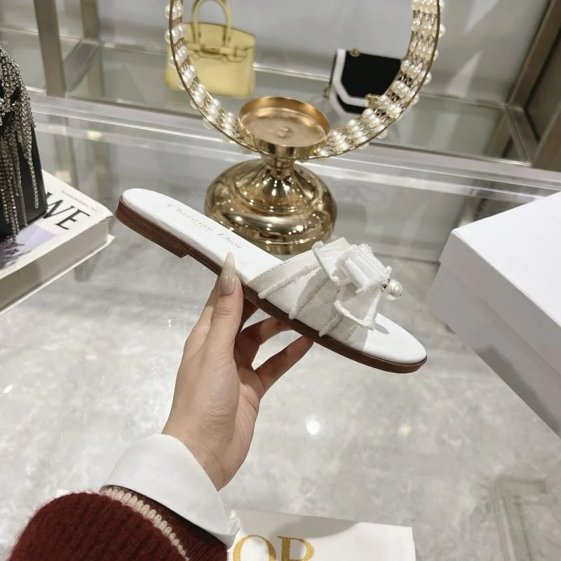 Fashionable Christian Dior Slippers 21425