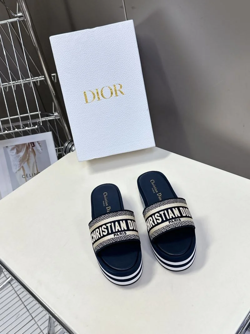 Christian Dior Slippers MultiPurpose 21392