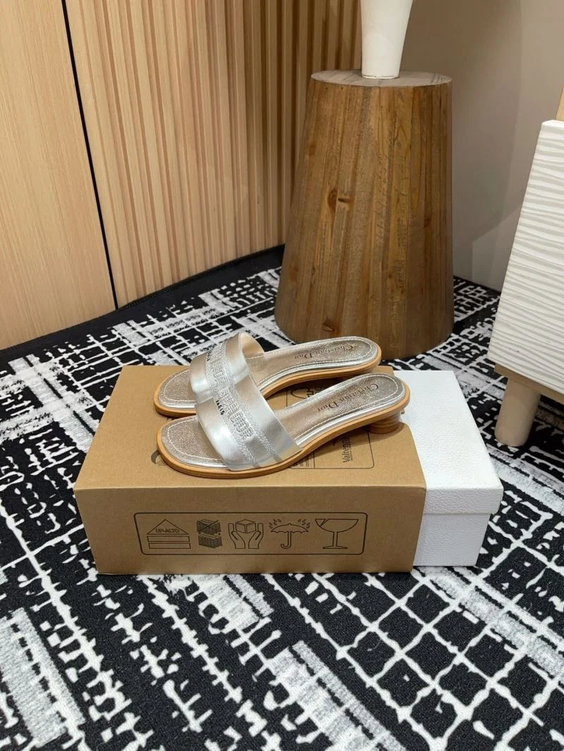 Sporty Christian Dior Slippers 21372