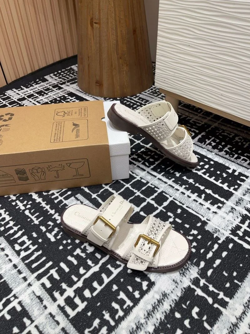 Supportive Christian Dior Slippers 21440
