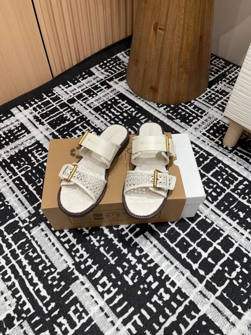 Supportive Christian Dior Slippers 21440
