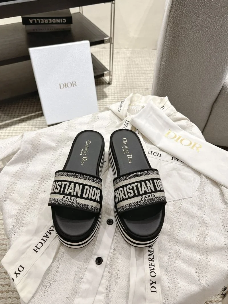 Christian Dior Slippers Bold 20845