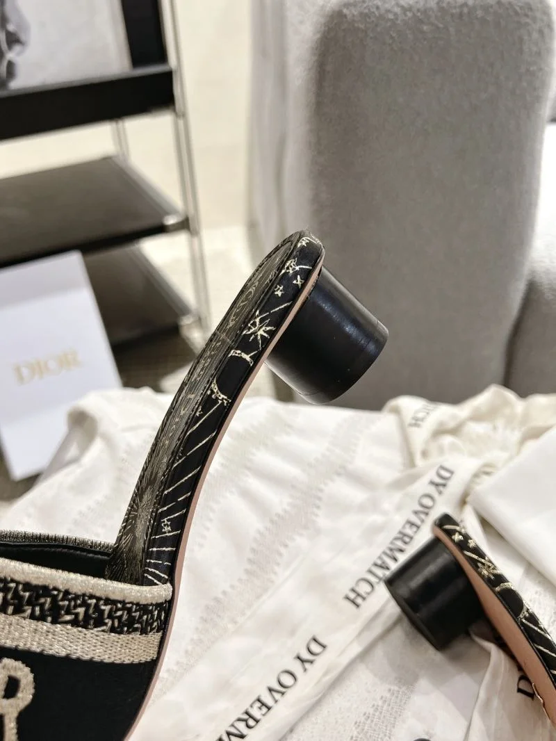 Sporty Christian Dior Slippers 20841