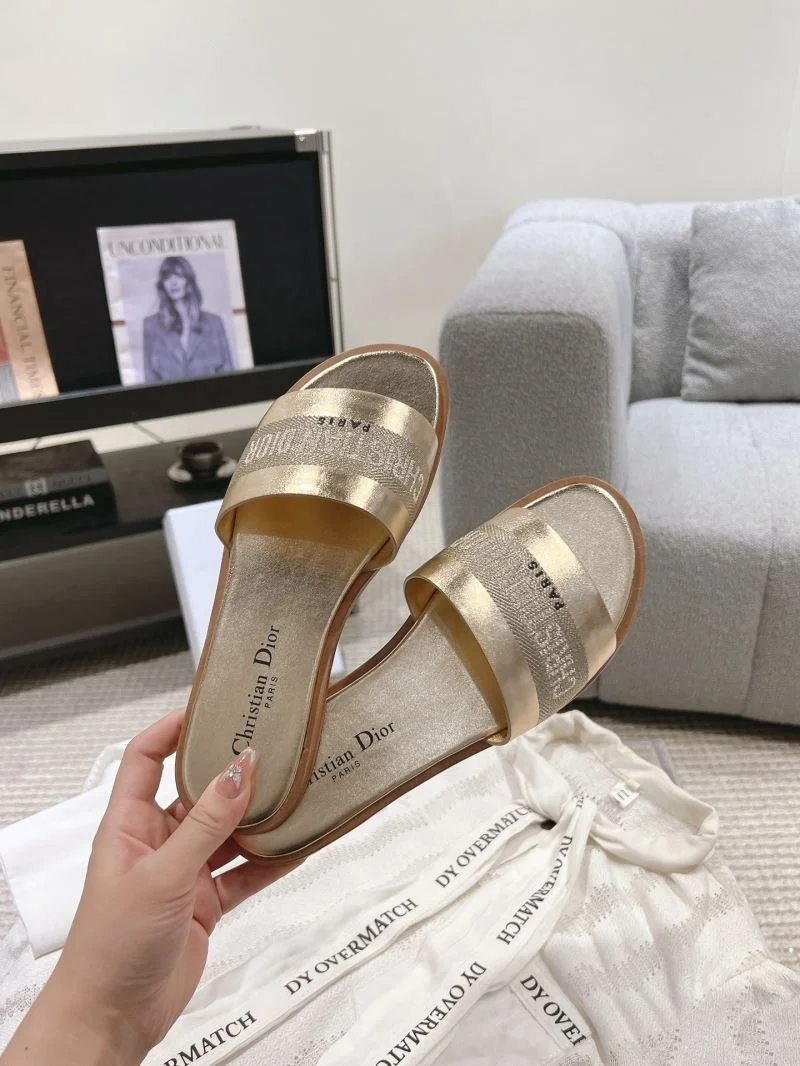 EyeCatching Christian Dior Slippers 20828