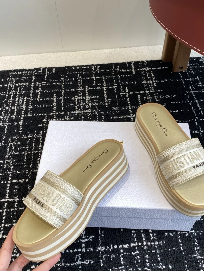 Christian Dior Slippers Refined 20824