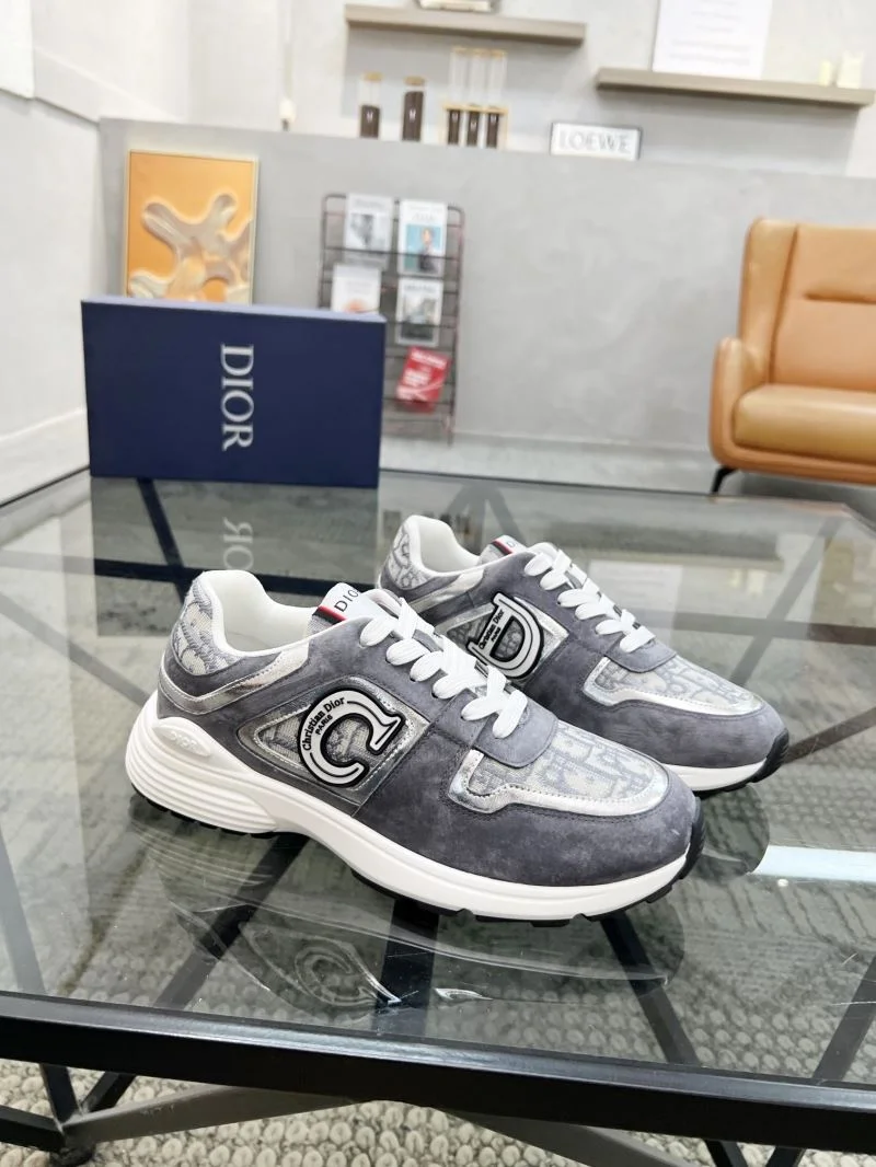Functional Christian Dior Sneaker 20506