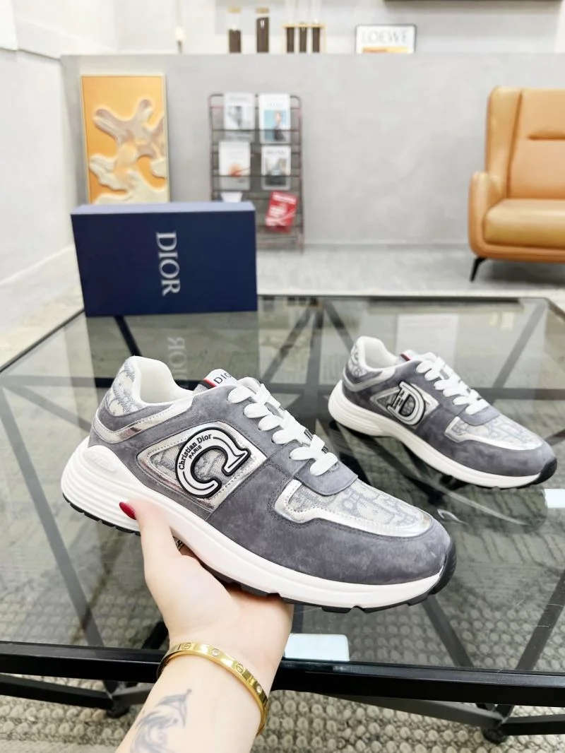Functional Christian Dior Sneaker 20506