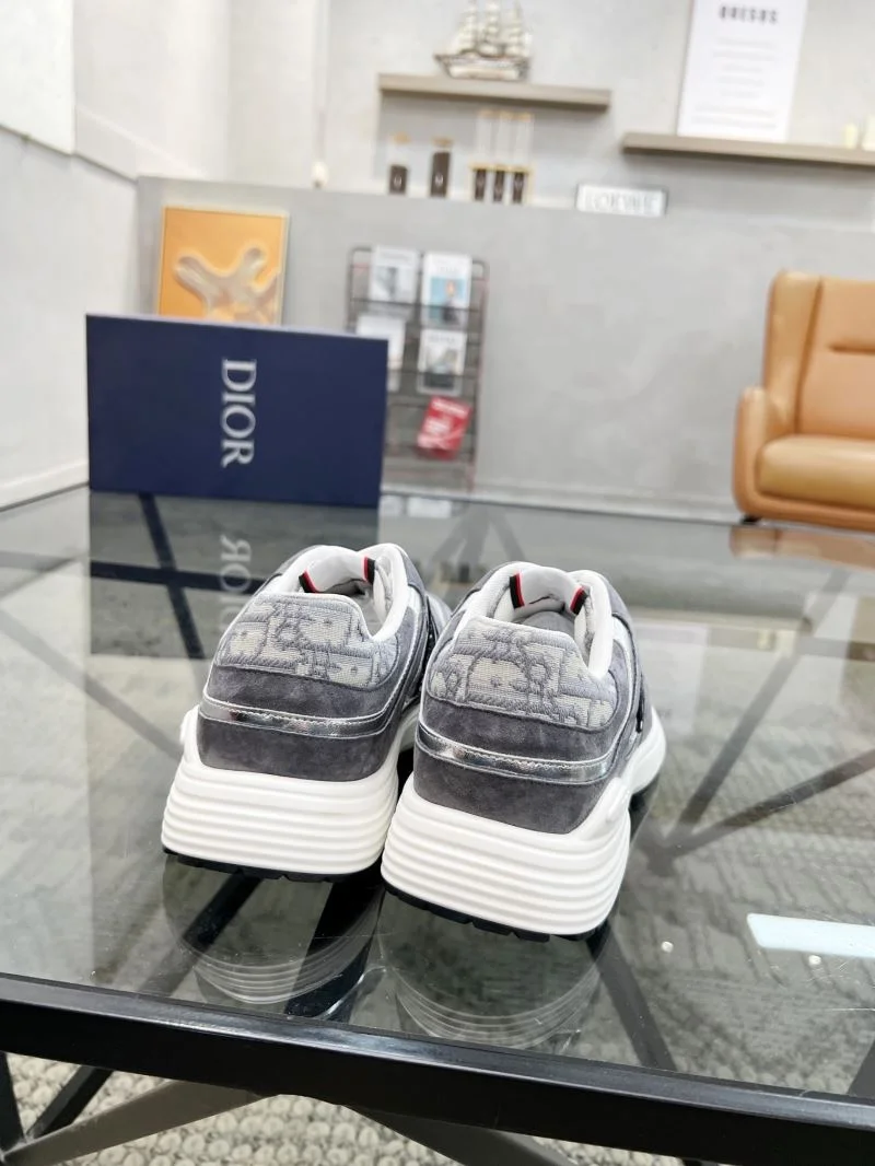 Functional Christian Dior Sneaker 20506