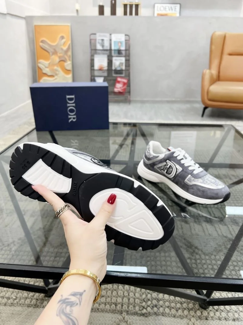 Functional Christian Dior Sneaker 20506