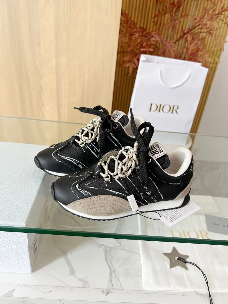 Christian Dior Sneaker Refined 20460