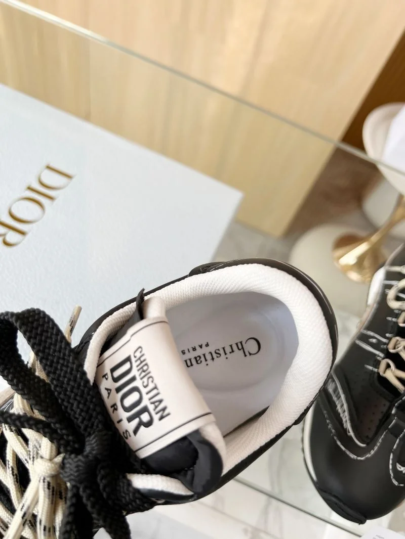Christian Dior Sneaker Refined 20460