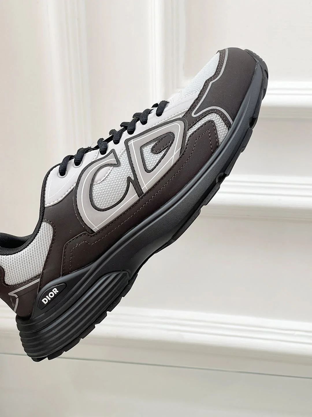 Christian Dior Sneaker Stylish 20443