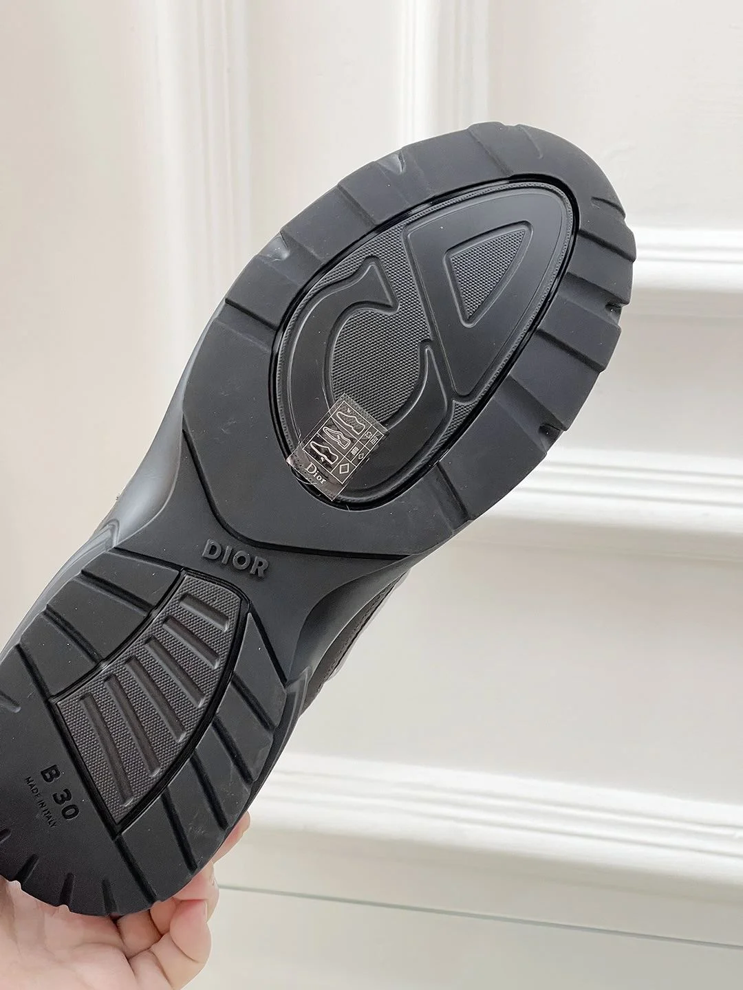 Christian Dior Sneaker Stylish 20443