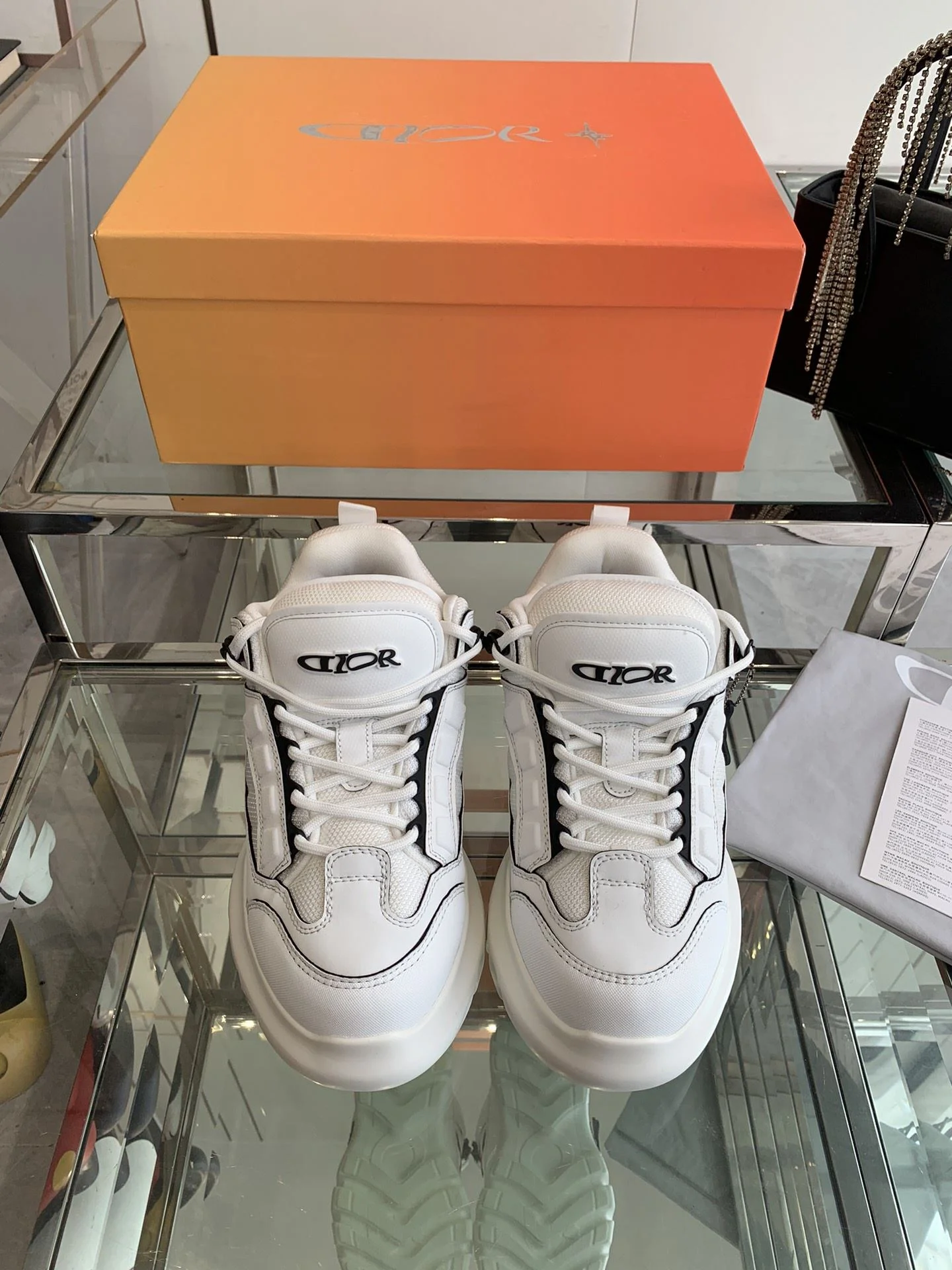 Bright Christian Dior Sneaker 21073