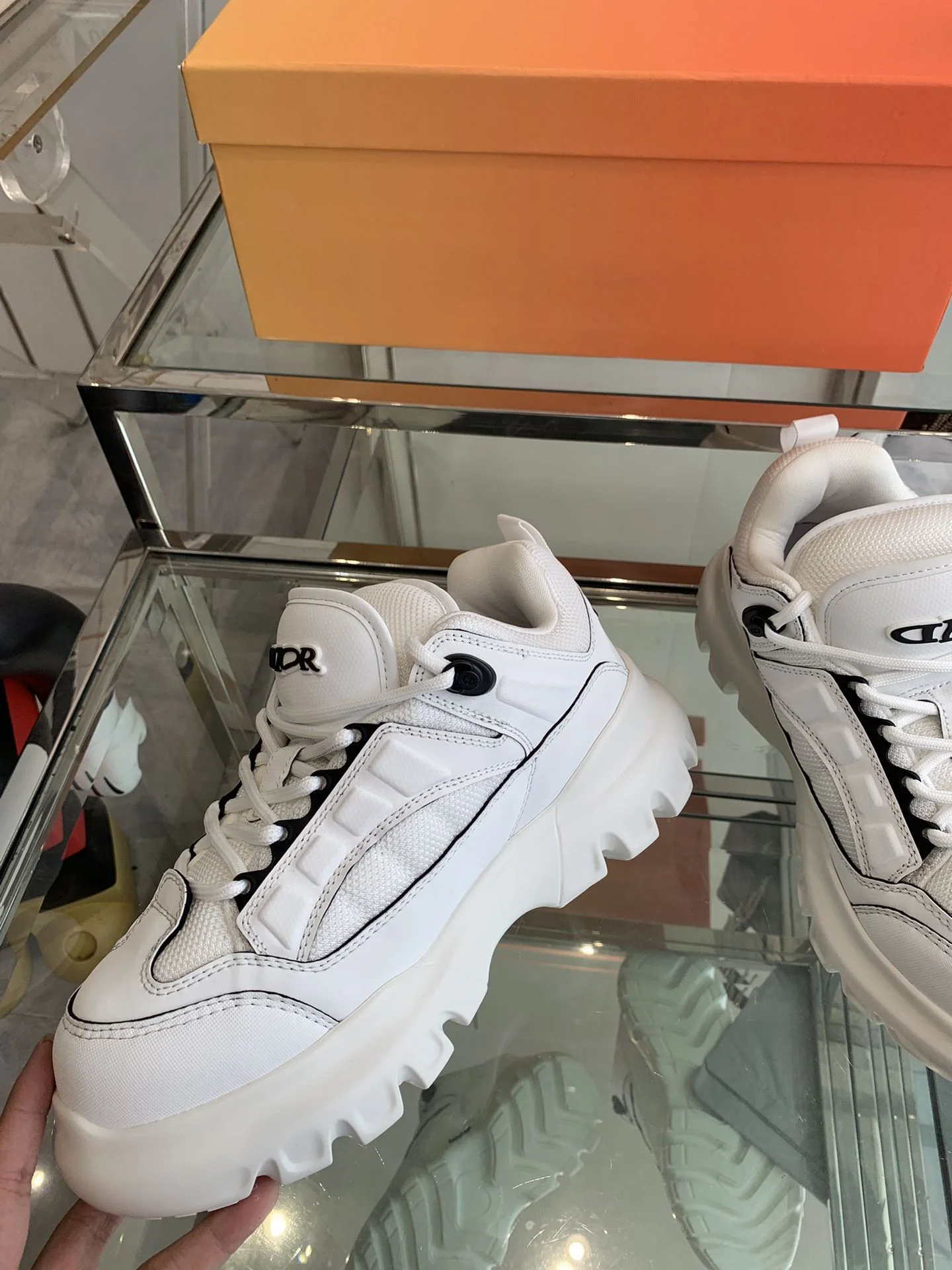Bright Christian Dior Sneaker 21073