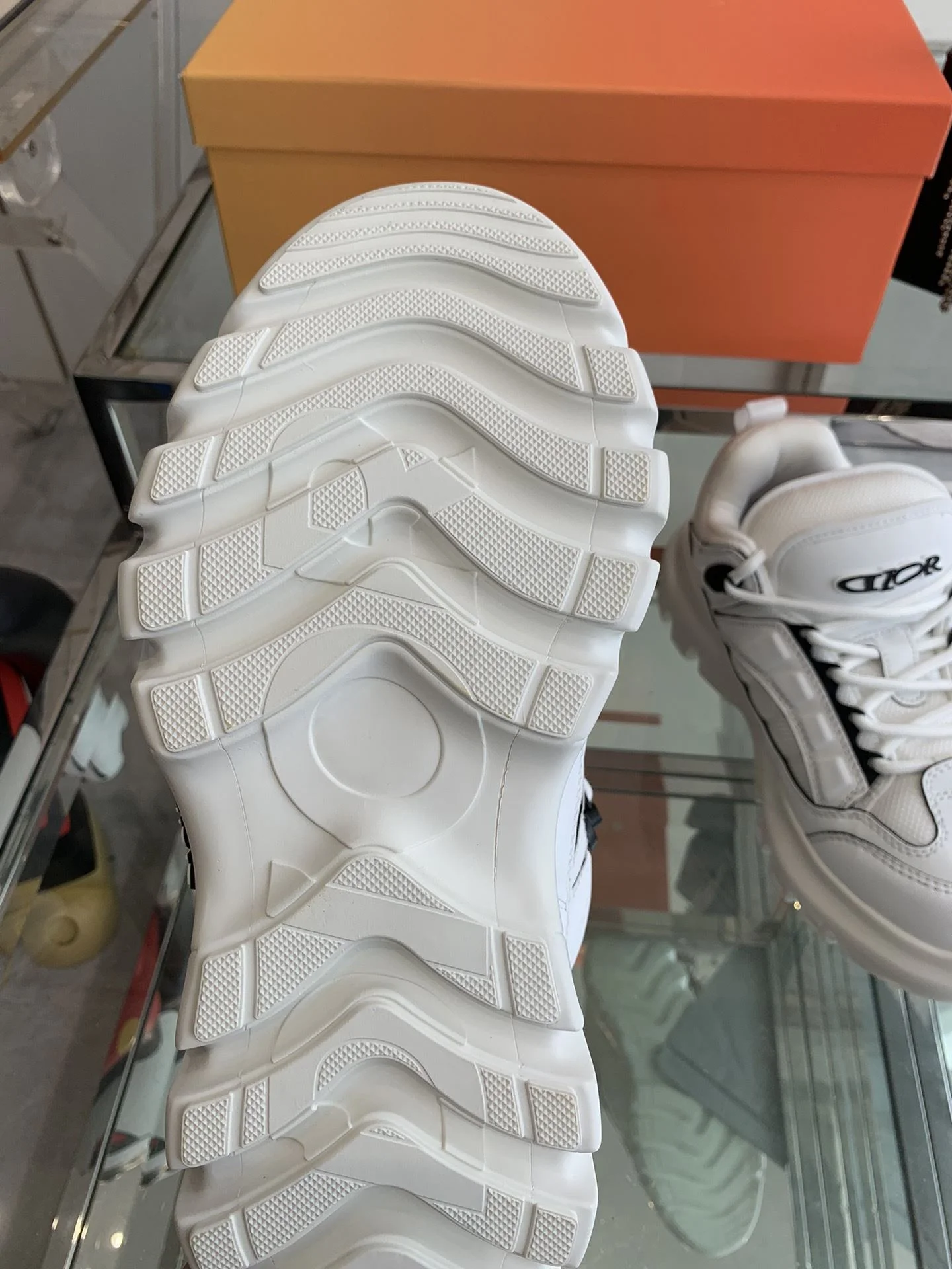 Bright Christian Dior Sneaker 21073