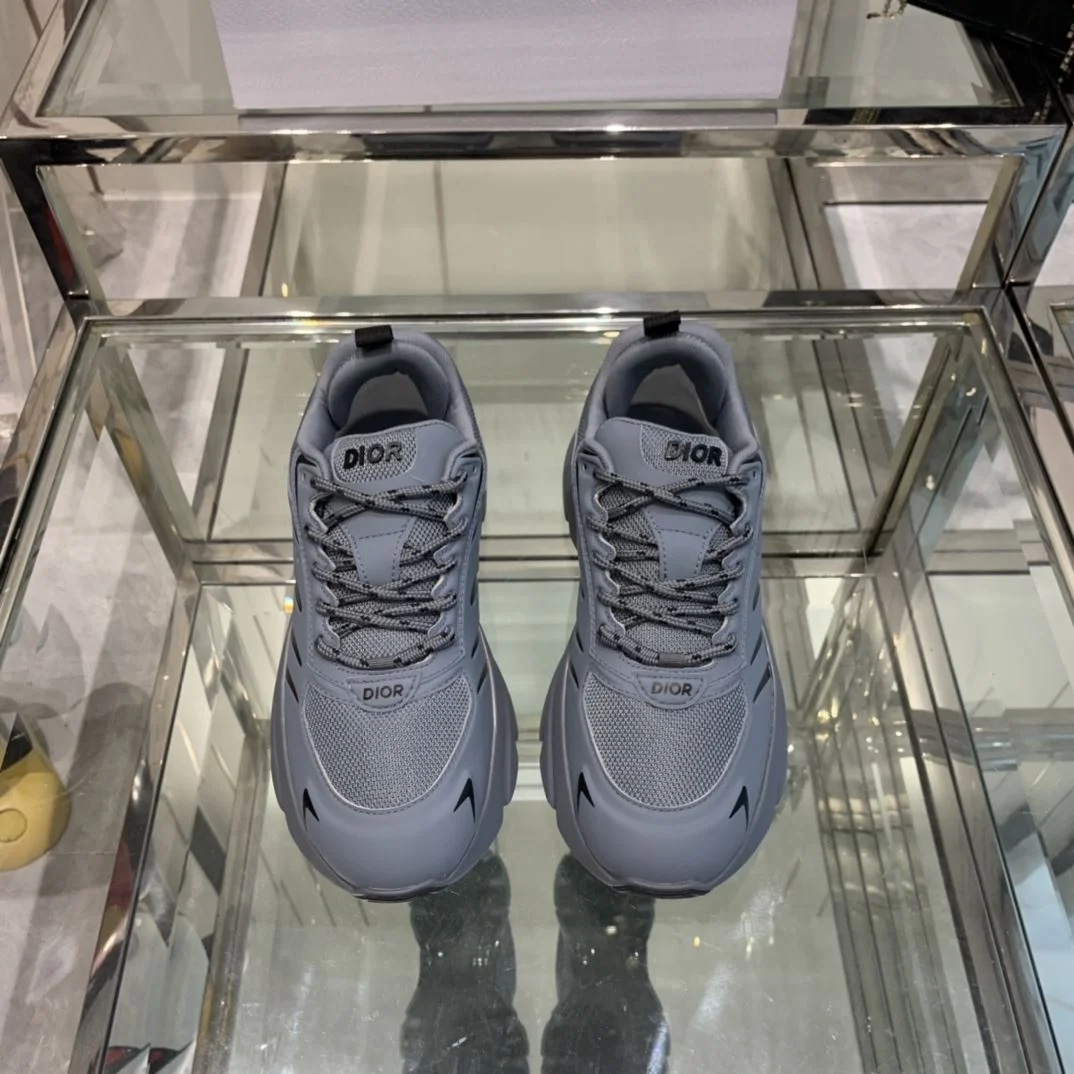 Christian Dior Sneaker WaterResistant 21065