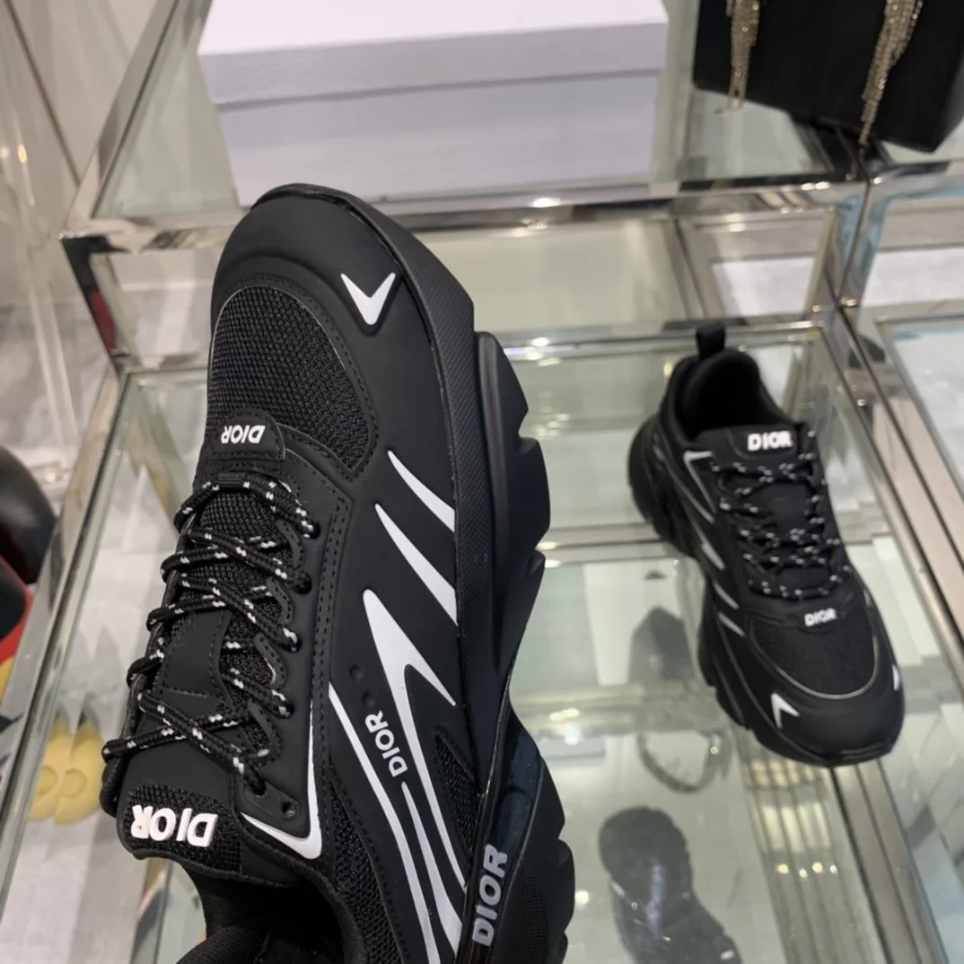ZipUp Christian Dior Sneaker 21063