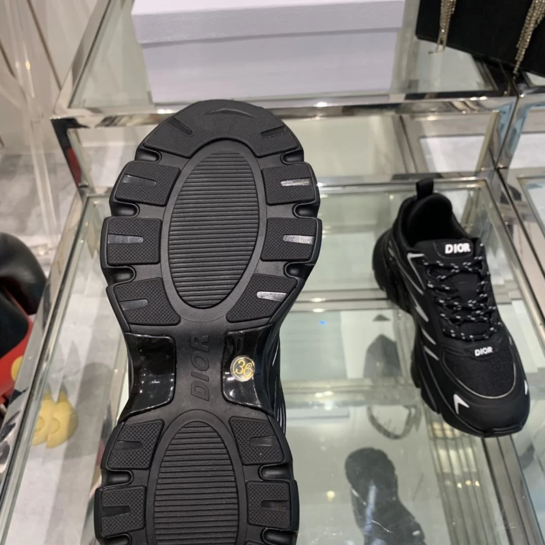 ZipUp Christian Dior Sneaker 21063