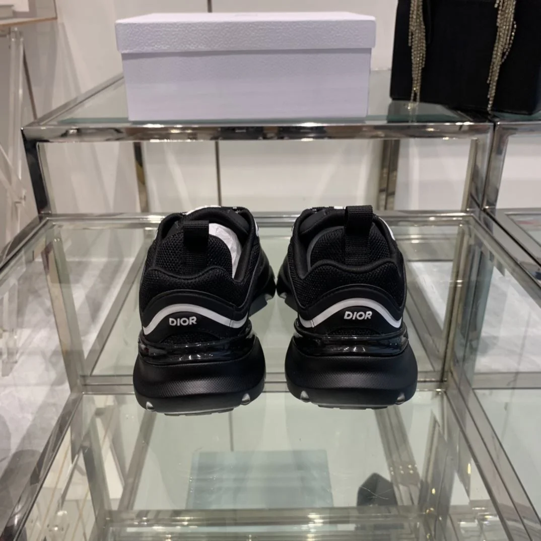 ZipUp Christian Dior Sneaker 21063