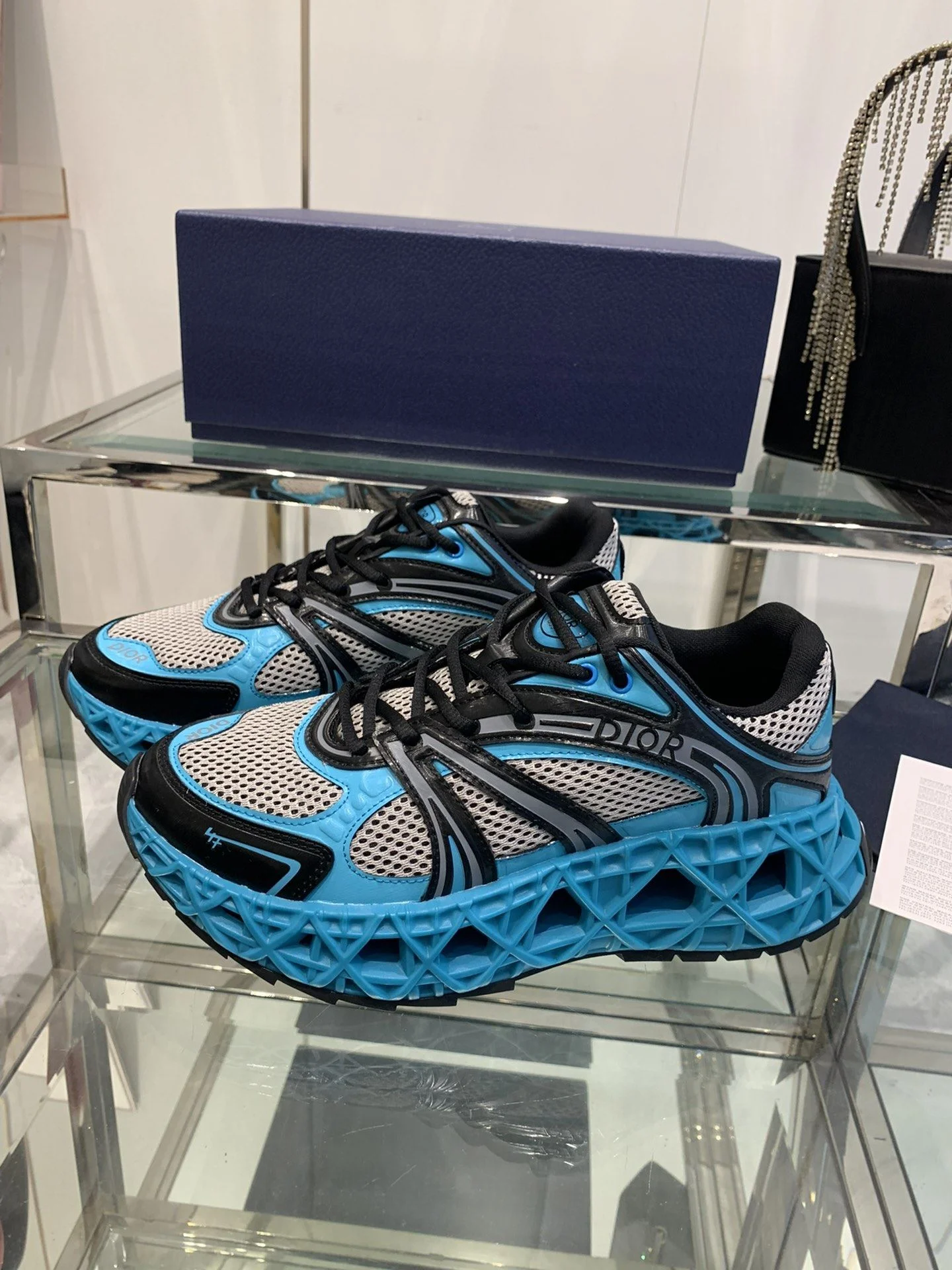 Popular Christian Dior Sneaker 21072