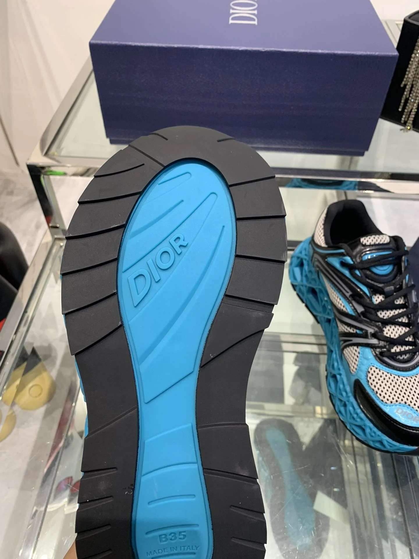 Popular Christian Dior Sneaker 21072