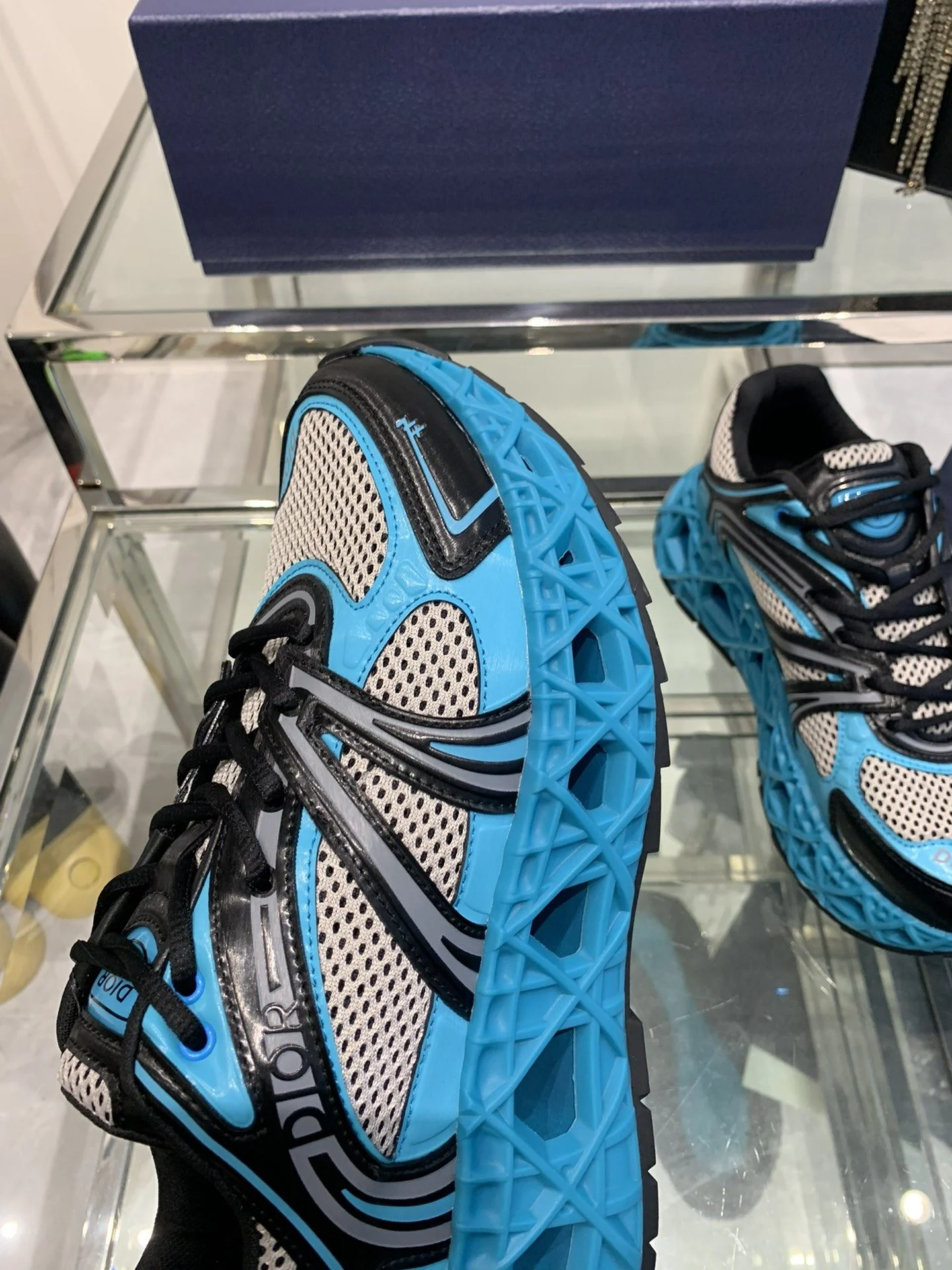 Popular Christian Dior Sneaker 21072