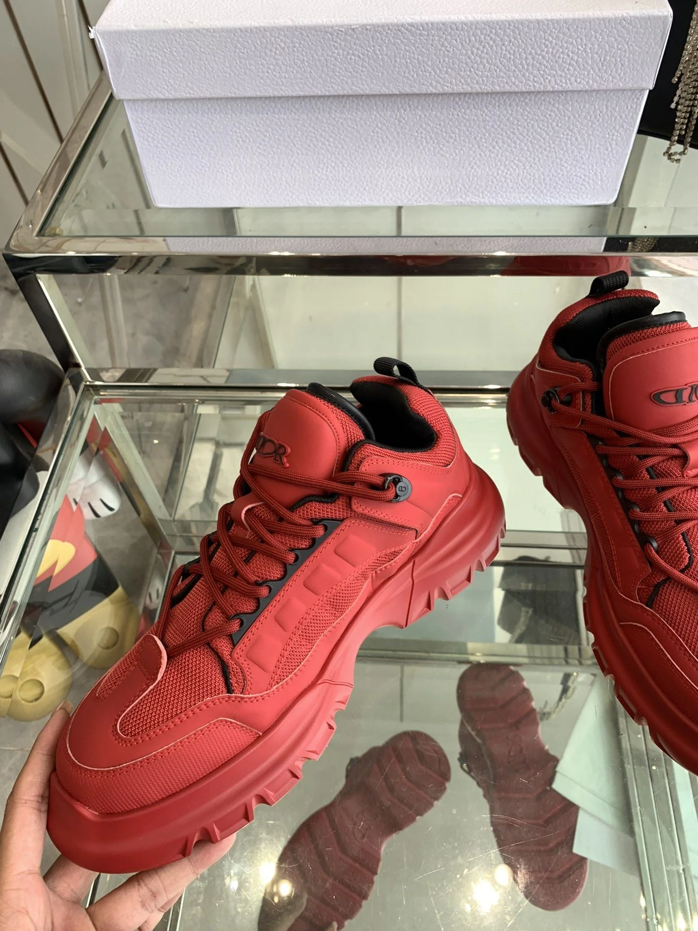 Breathable Christian Dior Sneaker 21057