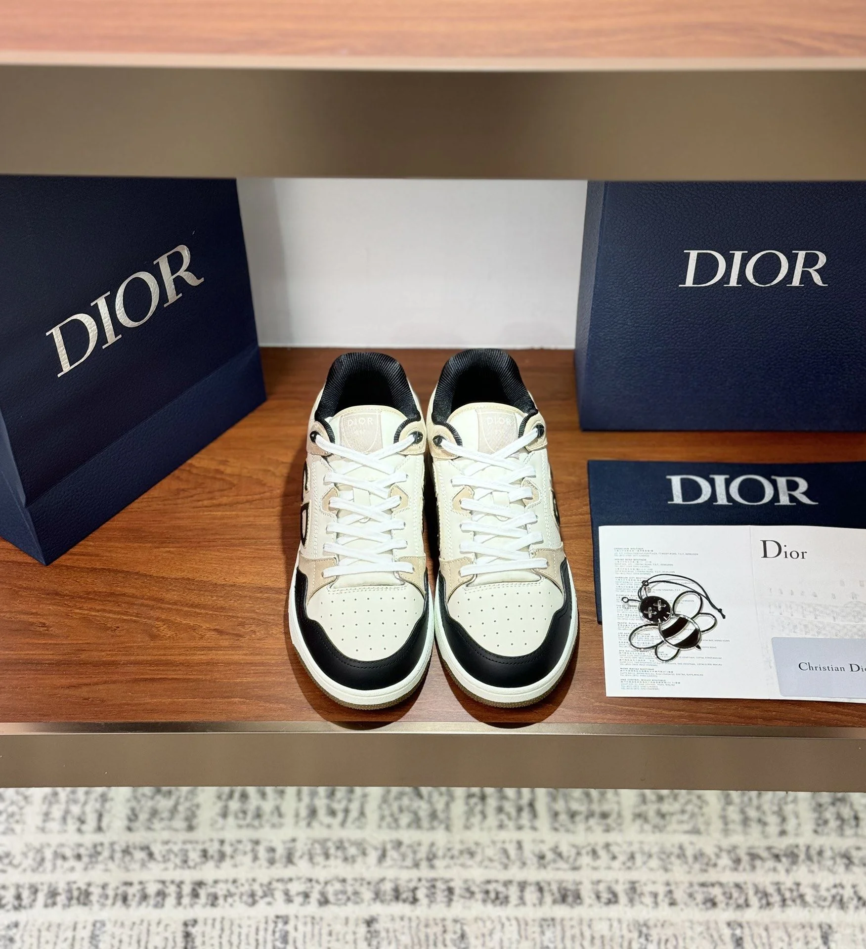 Compact Christian Dior Sneaker 21051