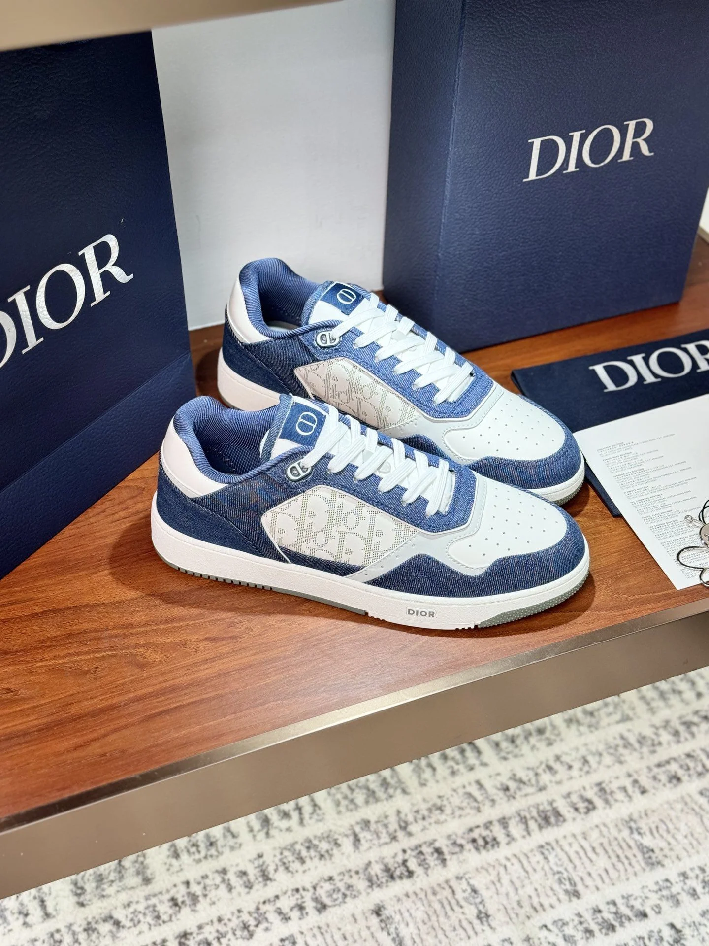 UrbanStyle Christian Dior Sneaker 21042