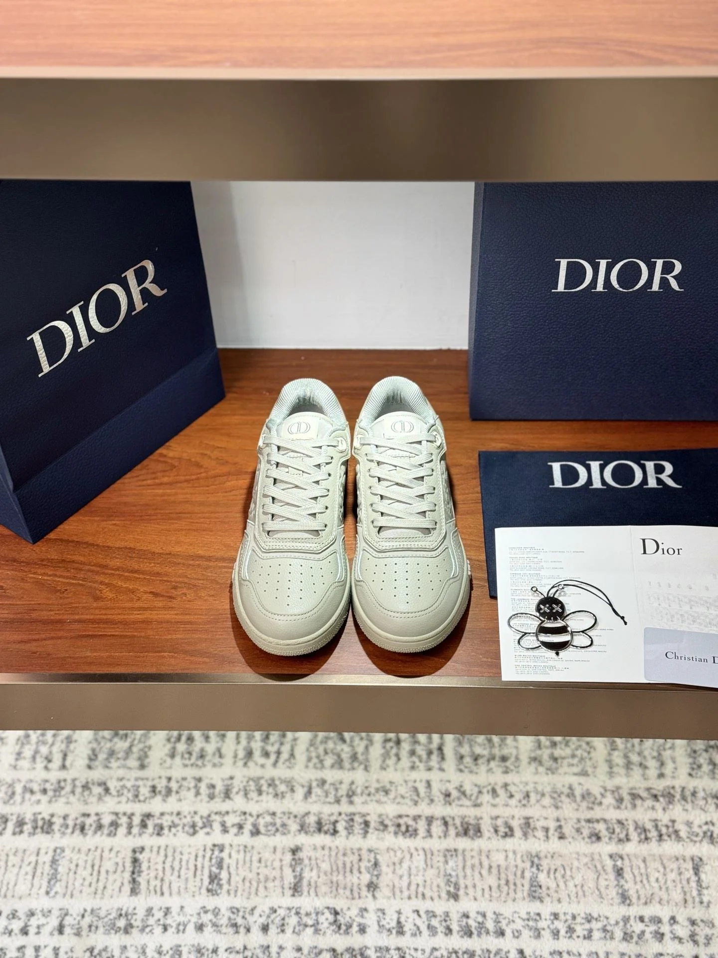 Durable Christian Dior Sneaker 21027