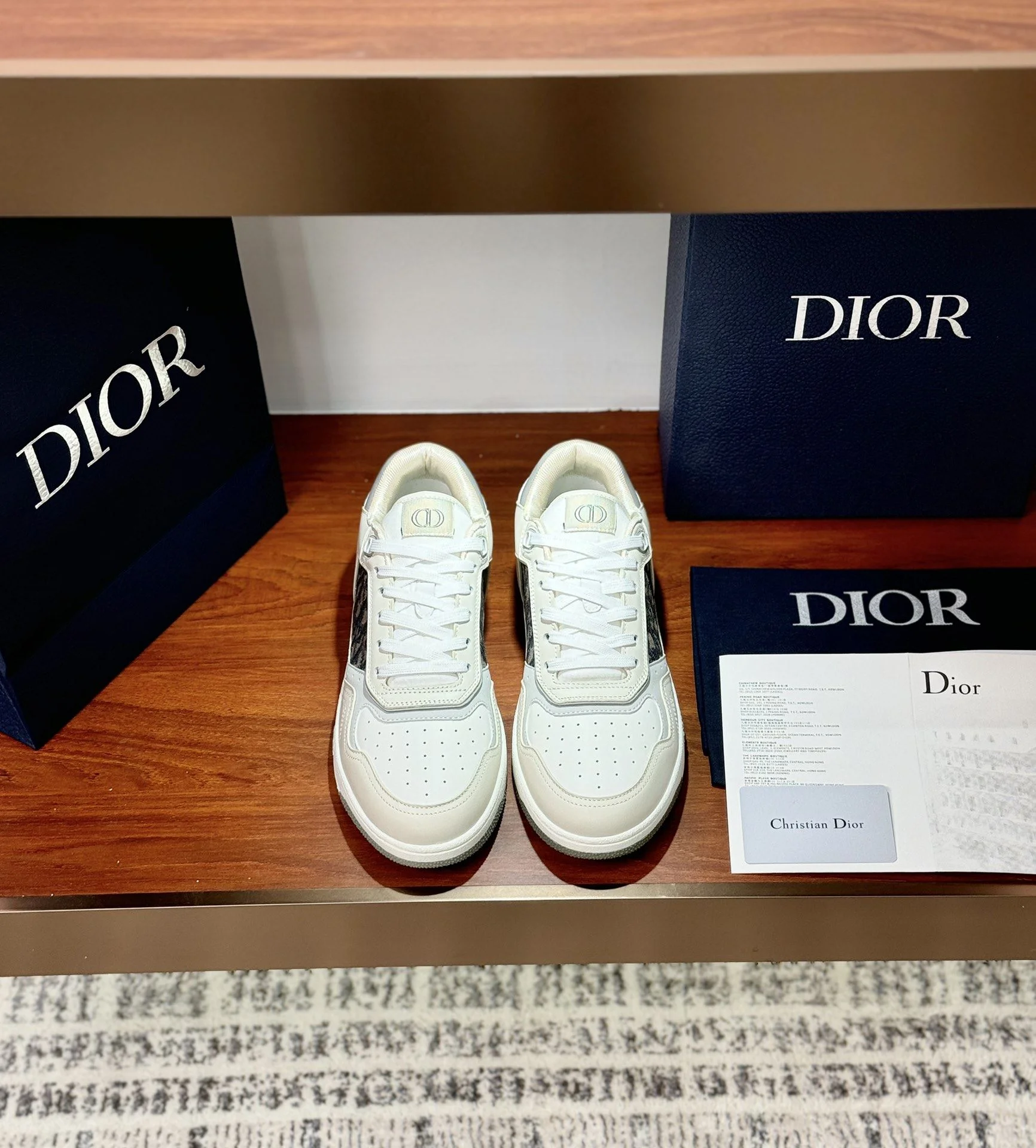 MultiPurpose Christian Dior Sneaker 21044