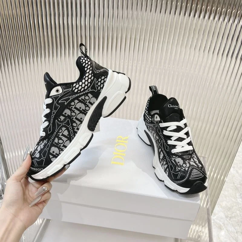 Affordable Christian Dior Sneaker 21708