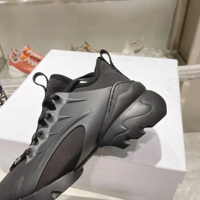 Durable Christian Dior Sneaker 21640